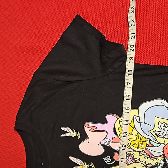 Disney Alice in Wonderland black short sleeve graphic t-shirt Medium flowers - Picture 3 of 5